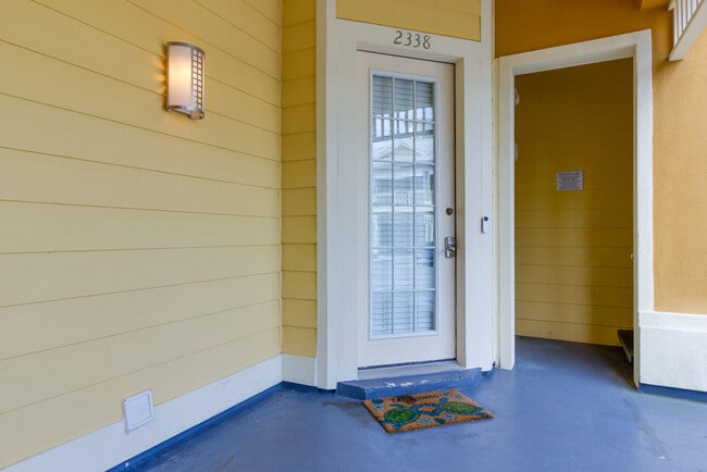Building Photo - 2338 Crystal Cv Pl Rental