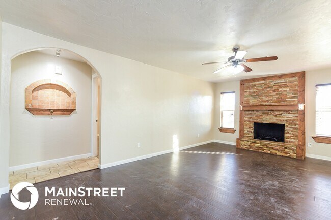 Photo - 700 SW 12th St