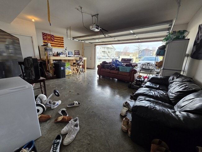 Photo - 3817 Marigold Dr