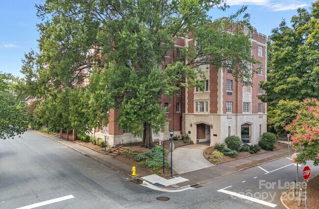 Photo - 301 W 10th St Unit 502