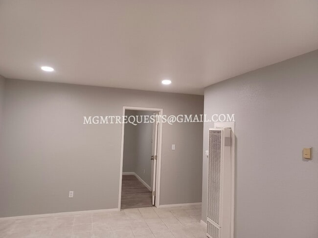 Photo - 213 11th St Unit 215