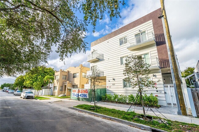 Photo - 1021 NW 1st St Unit 206