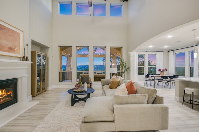 Photo - 2610 Sunset Vista Cir