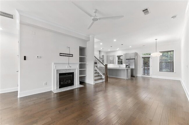 Photo - 1394 Doublegate Dr