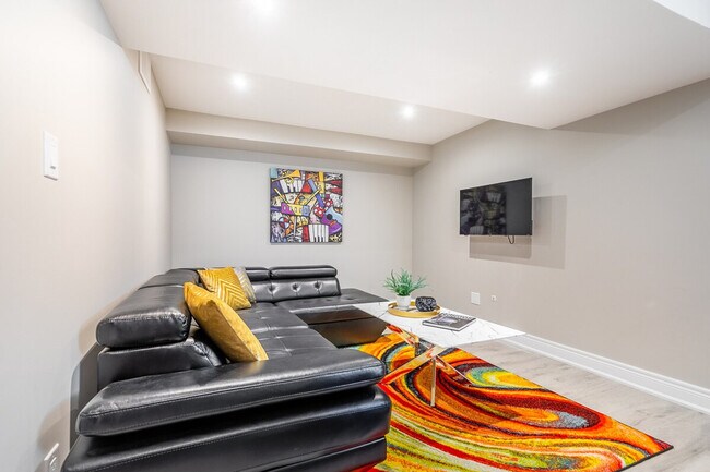 Photo - 101 Shoreview Pl Unit ID1345875P