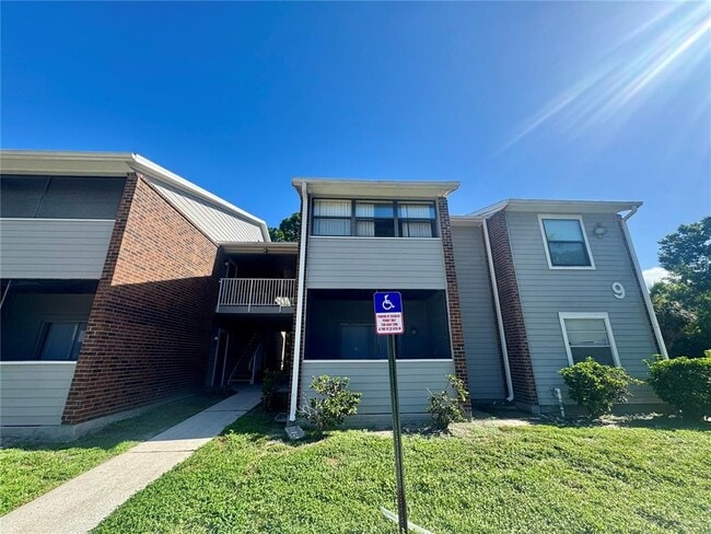 Building Photo - 1400 Gandy Blvd N Unit 904 Rental