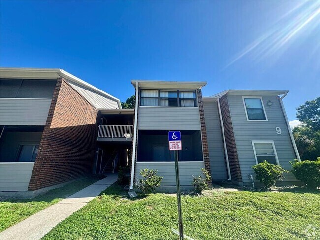 Building Photo - 1400 Gandy Blvd N Unit 904 Rental