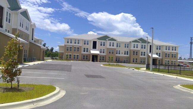 Photo - 265 W 15th St Unit #265