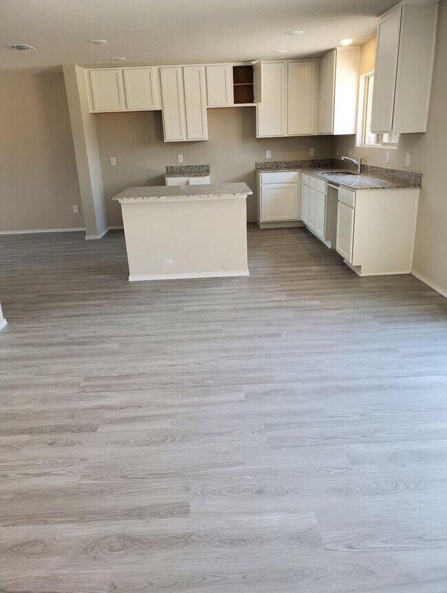 Photo - 6317 Bollard Dr