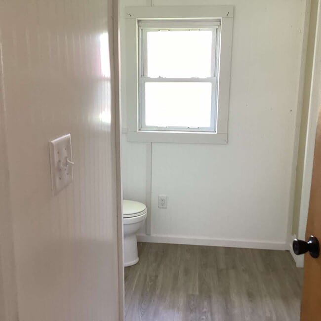 Photo - 1621 Miller St