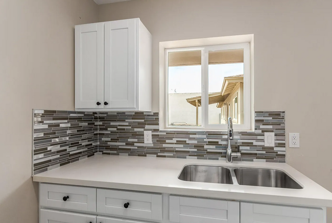 Photo - 2630 W Lane Ave Unit B