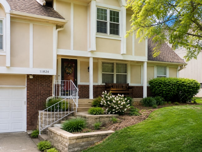 Photo - 11820 W 99th Terrace