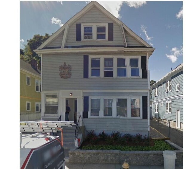 Building Photo - 66 W Walnut Park Unit 1