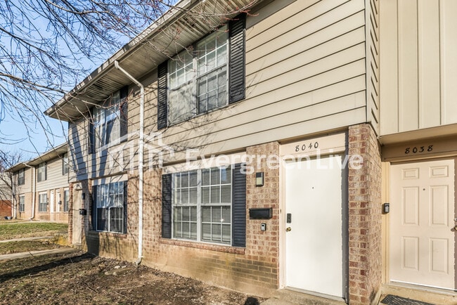 Photo - 8040 Mt Everest St