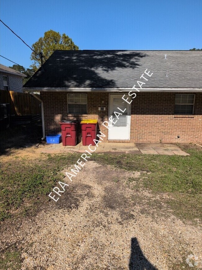 Building Photo - Lawn Maintenance Included! Rental