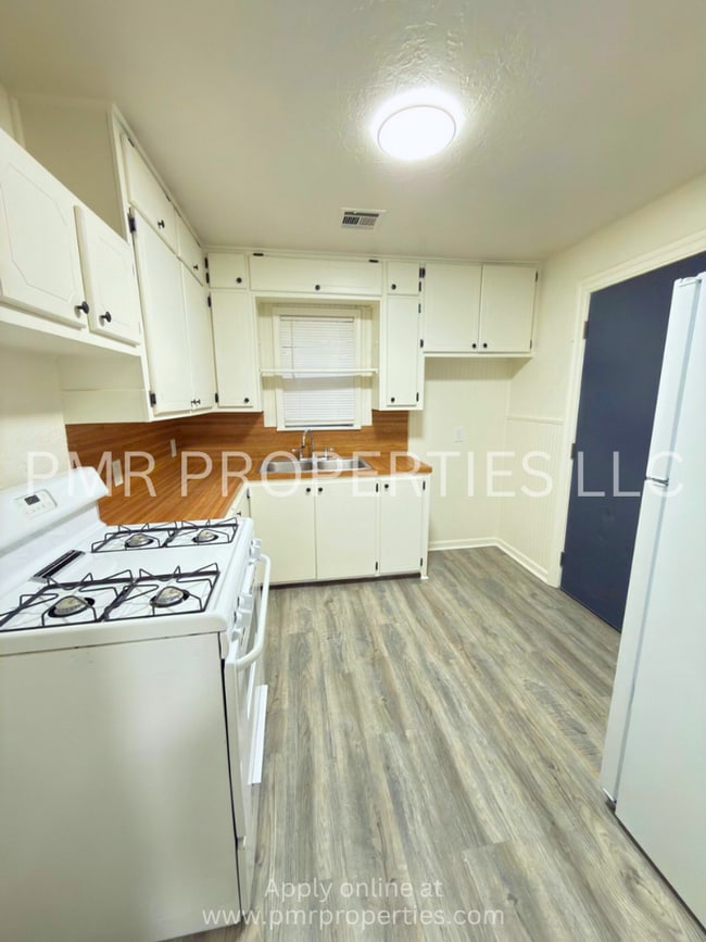 Photo - 2 Bedrooms/1 Bathroom House