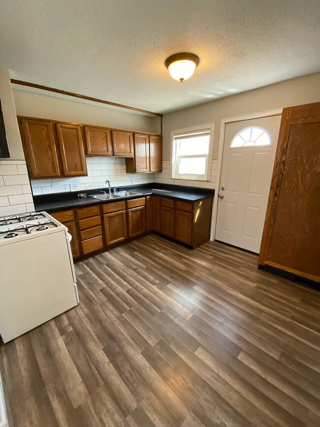 Photo - 7 Briarcliff Dr