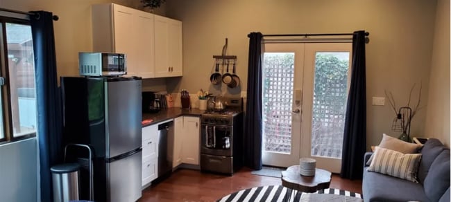 Photo - 419 Pecan St