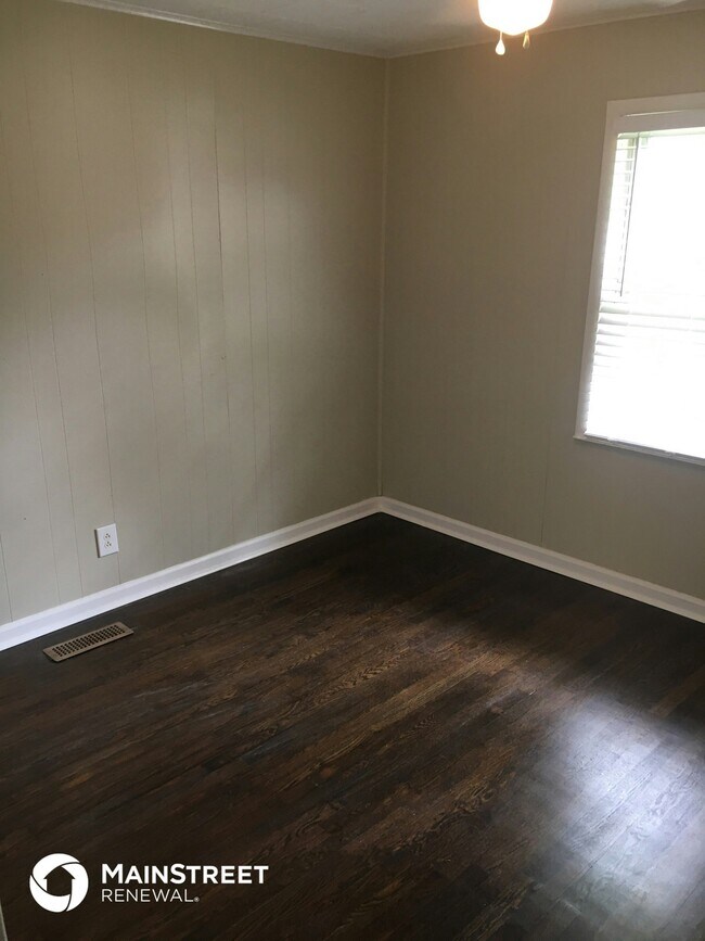 Photo - 2121 Mississippi Ave