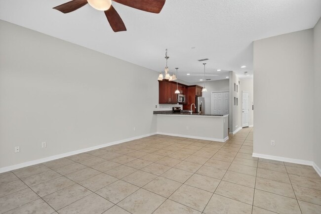 Photo - 11274-11271 Estancia Villa Cir Unit 801