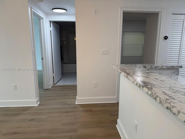 Photo - 471 NE 25th St Unit 504