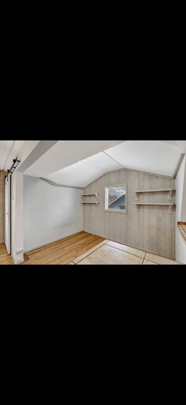 Photo - 511 S Pennsylvania St