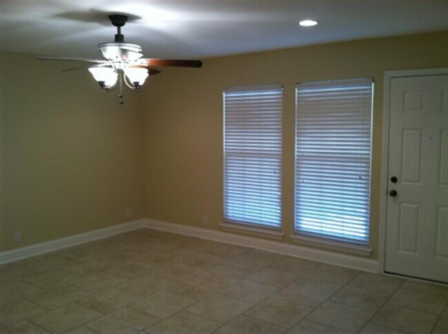 Photo - Bellevue Townhome