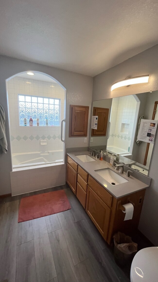 Photo - 601 Moose Ct