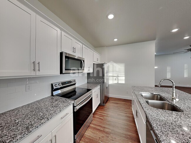 Photo - 5966 Verdigris Dr