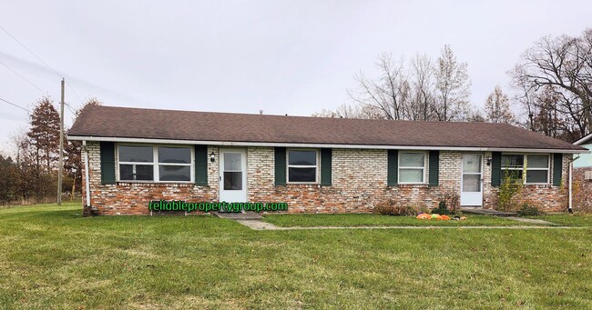 New Listing in Fort Wayne - New Listing in Fort Wayne House