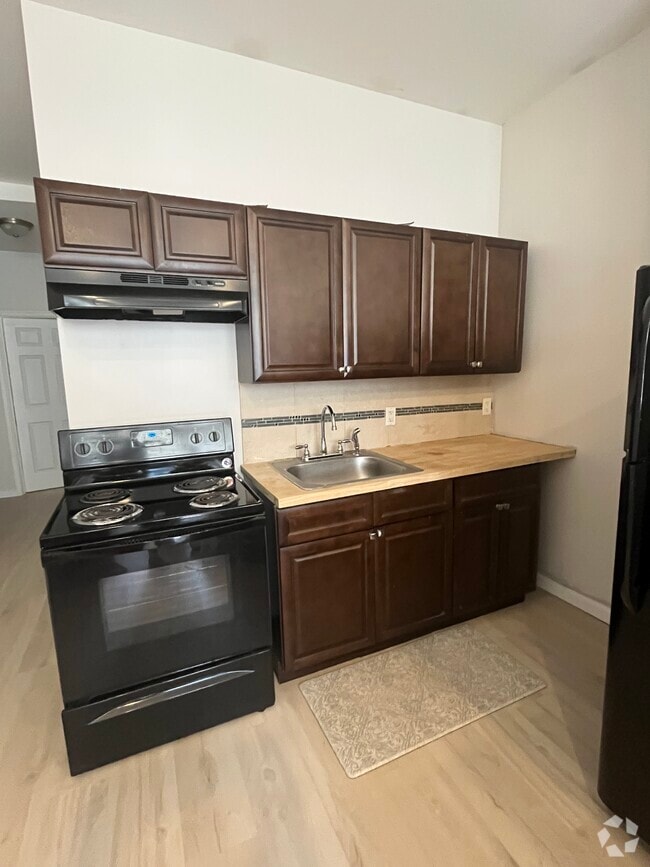 Building Photo - 338 N 63rd st Unit 1 Rental