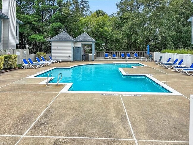 Photo - 4708 Shallowford Cir Unit 4781