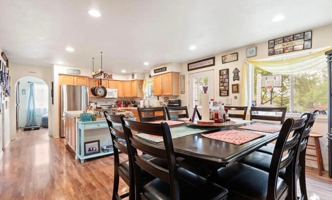 Photo - 5 bedroom Home on half acre in Palmer! Fantastic location, close to everything, great commute loc...