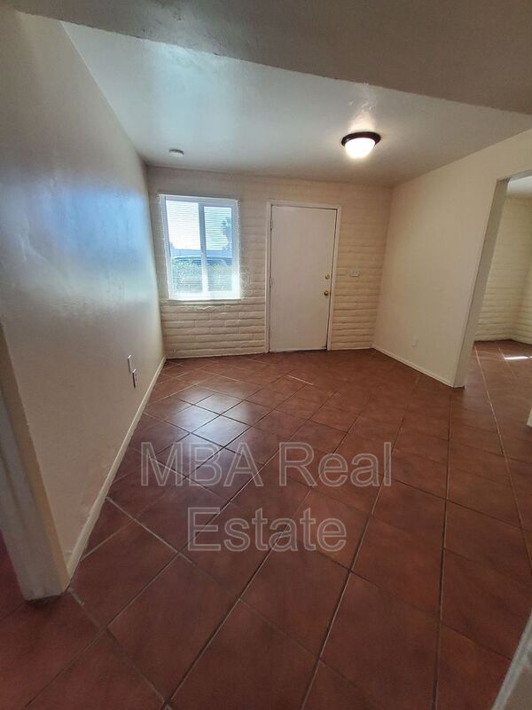 Photo - 318 W 2nd Ave Unit Apt C