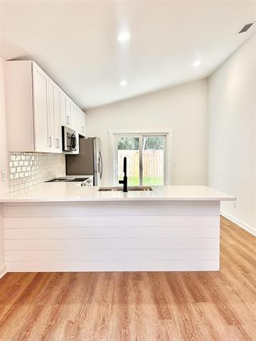 Photo - 723 W 6th St