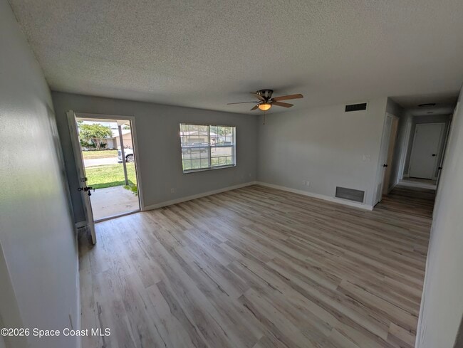 Photo - 4840 Volusia Ave