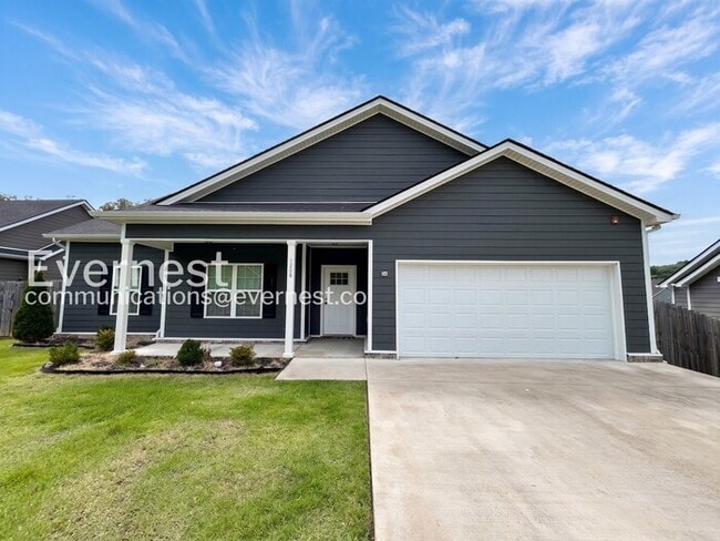 Building Photo - 1206 Trestle Dr