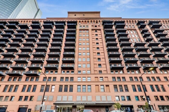 Photo - 165 N Canal St Unit 1310