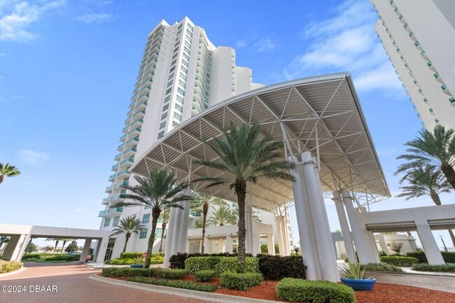 Photo - 1241 Riverside Dr