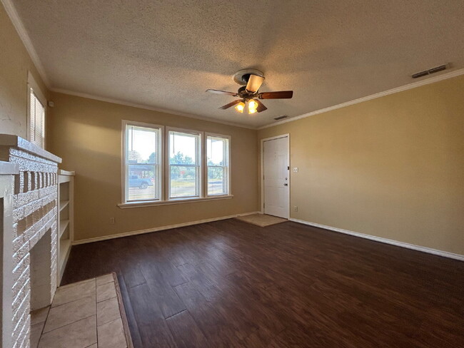 Photo - Cozy 2-Bedroom Home Available for Winter 2025 Move-In