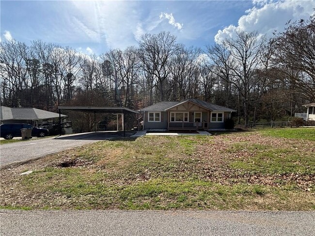 Photo - 3854 Davis St