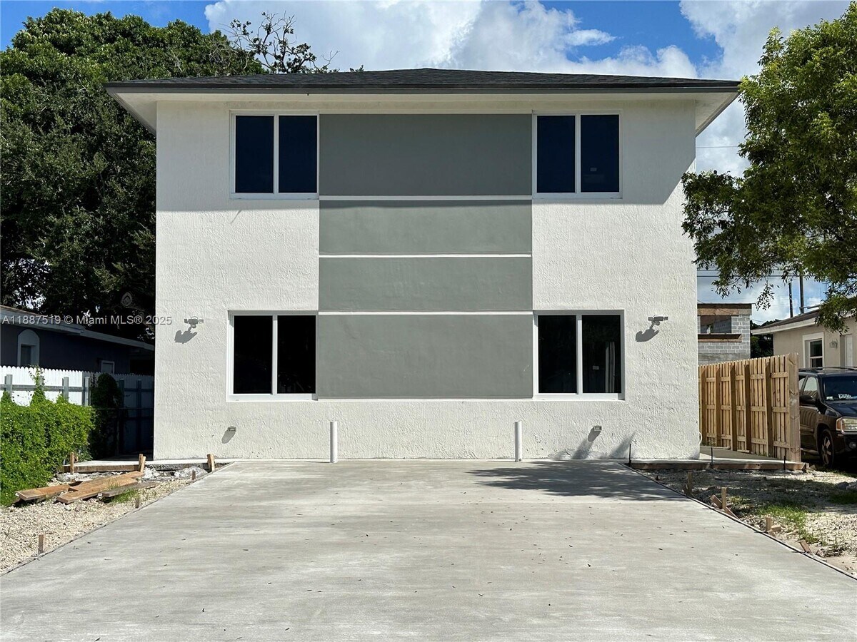 Photo - 2931 NW 57th St Unidad A