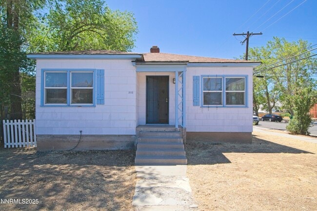 Building Photo - 202 Claremont St Rental