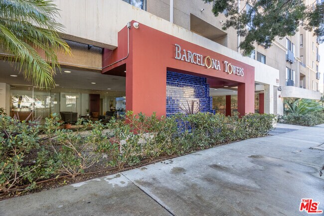 Photo - 625 S Berendo St Unit 308