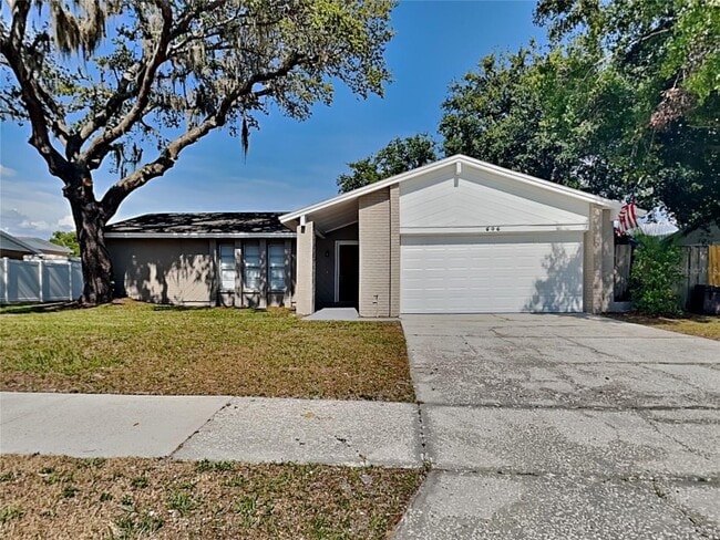 Photo - 646 Pine Forest Dr House