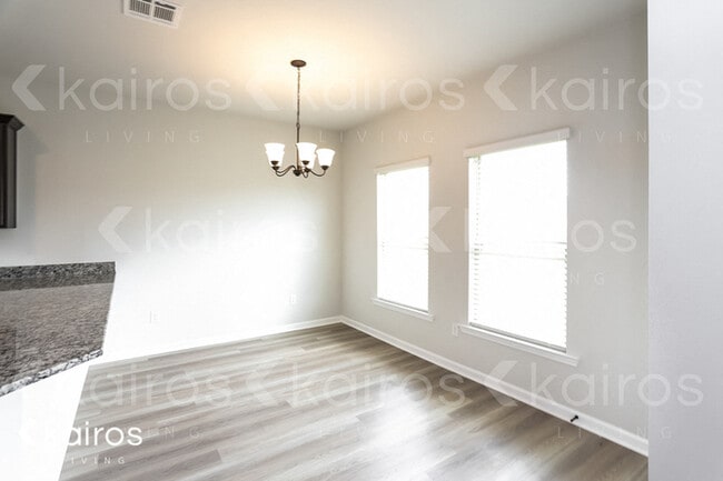 Photo - 23248 Cinder Dr