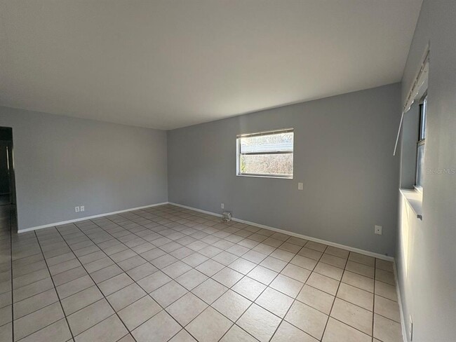 Photo - 6804 S Wall St