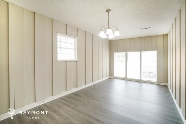 Photo - 207 Polly Reed Rd NE