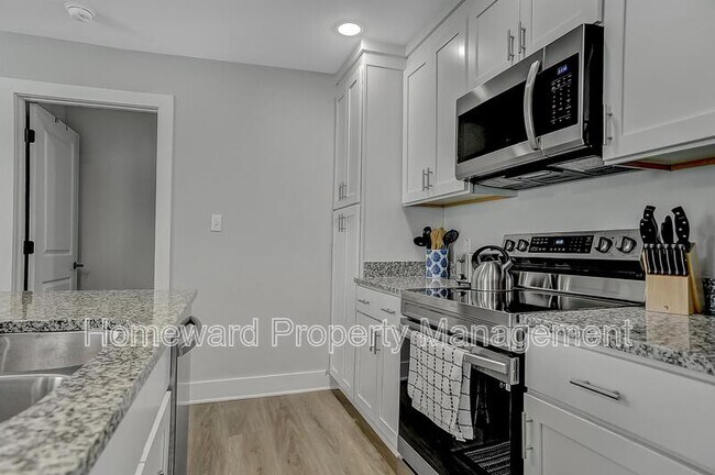 Photo - 731 Layne Dr