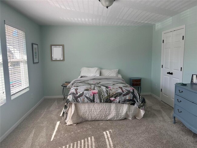 Photo - 18879 Ulmus St